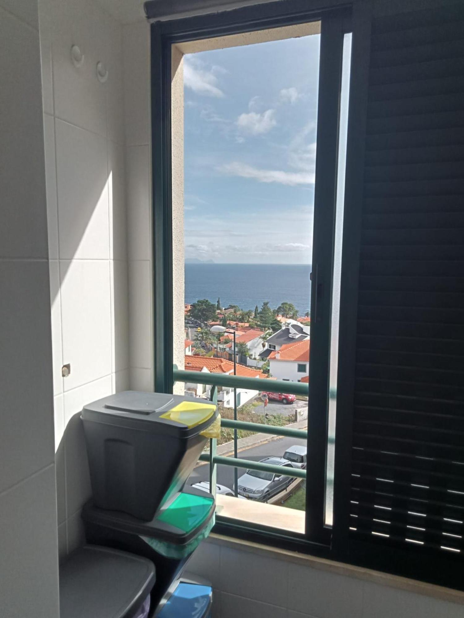 Sunrise Apartment Caniço Eksteriør bilde