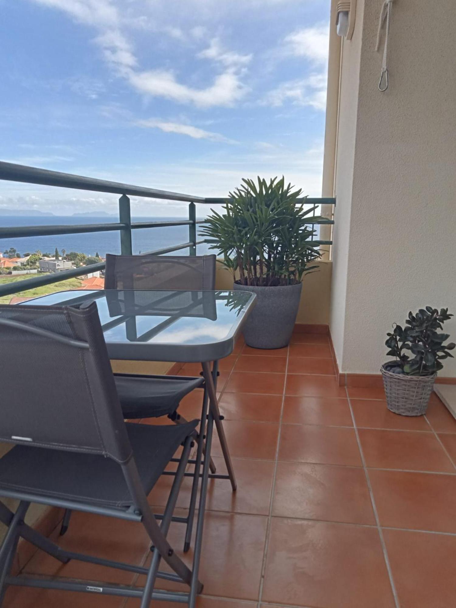 Sunrise Apartment Caniço Eksteriør bilde